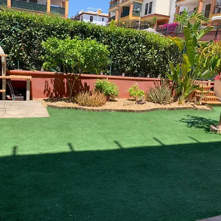 Con Jardin Privado Y Acceso A Piscina * Huelva