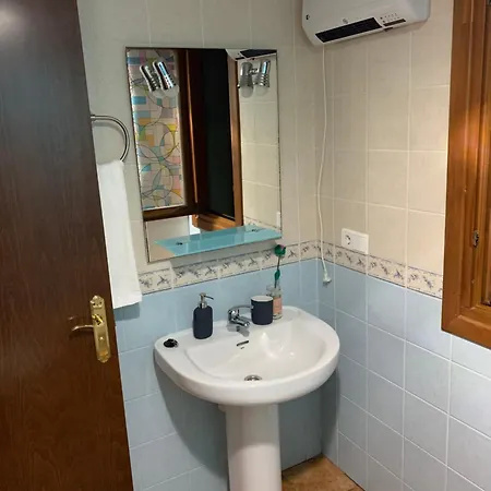 Con Jardin Privado Y Acceso A Piscina Huelva